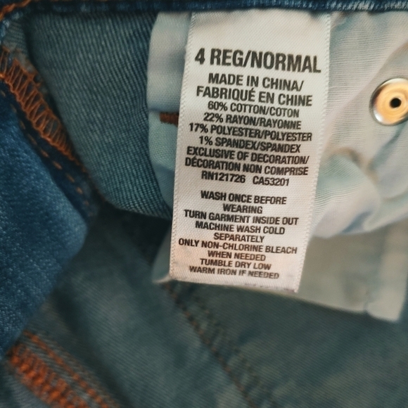 Aeropostale sz 4 Regular Skinny Jeans - Picture 3 of 5